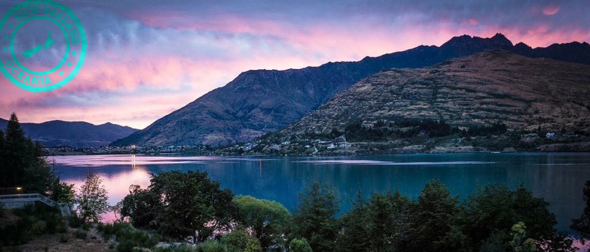 24 hours in Queenstown, New Zealand, lake view