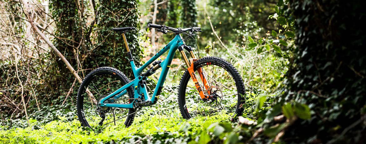 A custom built Yeti SB150 dream build for H+I Adventures mountain bike tours.